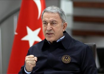 الجيش التركي يقصف مواقع في العراق بعمق 140 كيلو مترًا