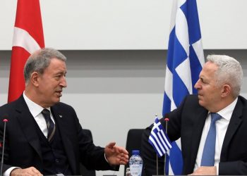 وزير الدفاع اليوناني الأسبق: هناك حرب محتملة مع تركيا!