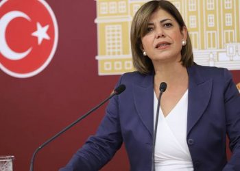 برلمانية معارضة: على الحكومة الخجل من تراجع مؤشر الحرية