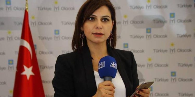 حظر الصحفية التركية سيبال هورتاش من دخول البرلمان