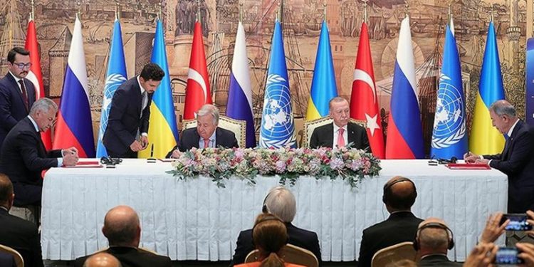 روسيا تعلن عن اجتماع قريب مع تركيا والأمم المتحدة بشأن اتفاقية الحبوب