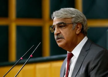 سنجار: حديث أردوغان عن دستور جديد “مناورة انتخابية”!