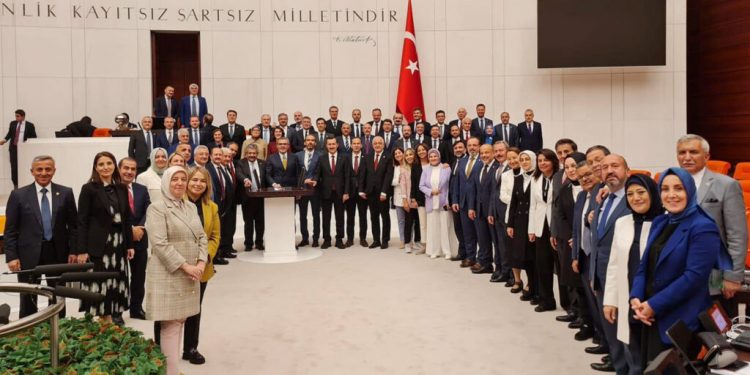 باباجان: أصحاب “قانون الرقابة” يجلبون الطاعون إلينا