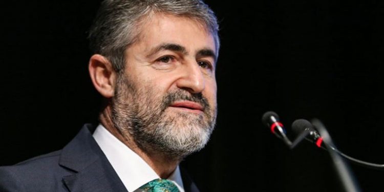 وزير المالية التركي: ليلة الانقلاب كانت “لطف من الله”