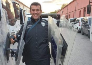 ضابط شرطة تركي ينتحر بمسدسه في إسطنبول