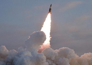 تركيا تختبر أول صاروخ باليستي محلي الصنع