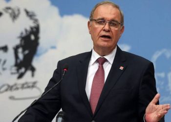 الشعب الجمهوري: المكياج لم يعد قادرا على ترميم دمار حكومة أردوغان