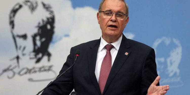 الشعب الجمهوري: المكياج لم يعد قادرا على ترميم دمار حكومة أردوغان