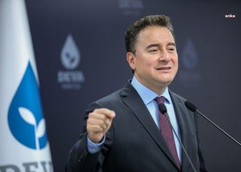 باباجان: سنغلق مجلس التعليم العالي التركي بعد الانتخابات