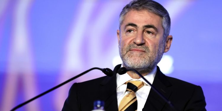 وزير المالية التركي: سنتخلص من آفة التضخم نهائيا!