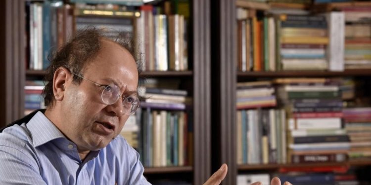 صحفي تركي: 95% من الشباب النوابغ يريدون مغادرة تركيا