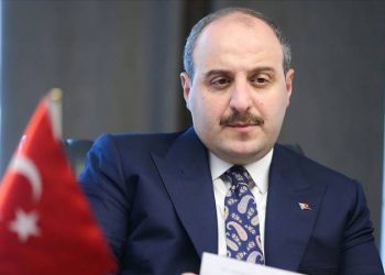 وزير: تركيا ستكون من بين أكبر 10 اقتصادات في العالم