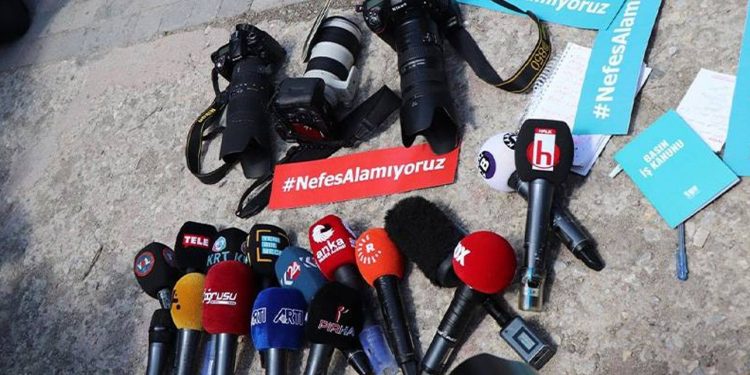 خلال عام.. تركيا شهدت أحكامًا بالحبس 299 عامًا بقضايا حرية الرأي 