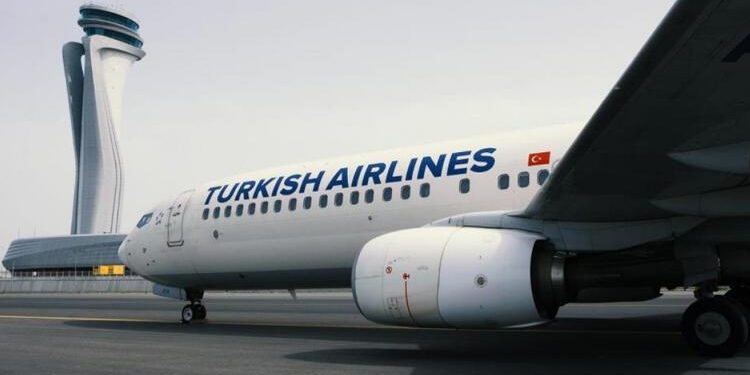 طائرة تركية تهبط اضطراريًّا بعد دقائق من الإقلاع