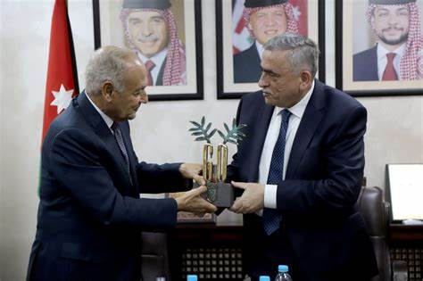 الاحتفال بمرور ستين عاماً على تأسيس الجامعة الأردنية