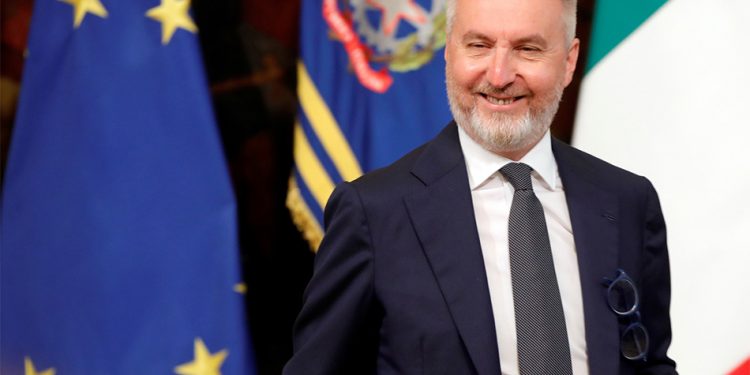 وزير الدفاع الإيطالي: نسعى لتعاون استراتيجي مع اليابان.. وروسيا تشن هجوما دعائيَا ضدنا