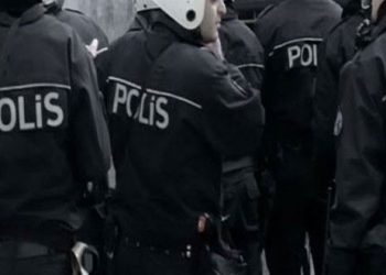 تركيا.. شرطى و4 آخرين يواجهون تهمة إهانة أردوغان