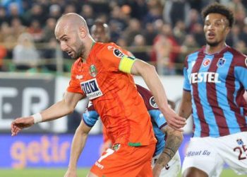 ألانيا سبور يكتسح شباك طرابزون سبور بخماسية نظيفة