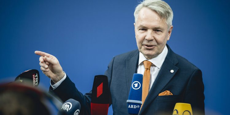 فنلندا لا تريد الانضمام إلى “الناتو” بمعزل عن السويد