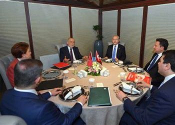 الطاولة السداسية التركية تسعى لتسمية مرشح توافقي