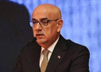 وزير تركي: نريد صوتك!