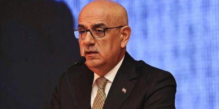 وزير تركي: نريد صوتك!