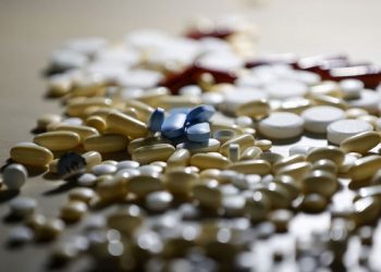 صحفي تركي: علاج سرطان الدم بالمستشفيات الحكومية “مغشوش”