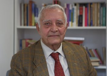 بروفيسور تركي: الدستور واضح.. أردوغان لا يجوز له الترشح