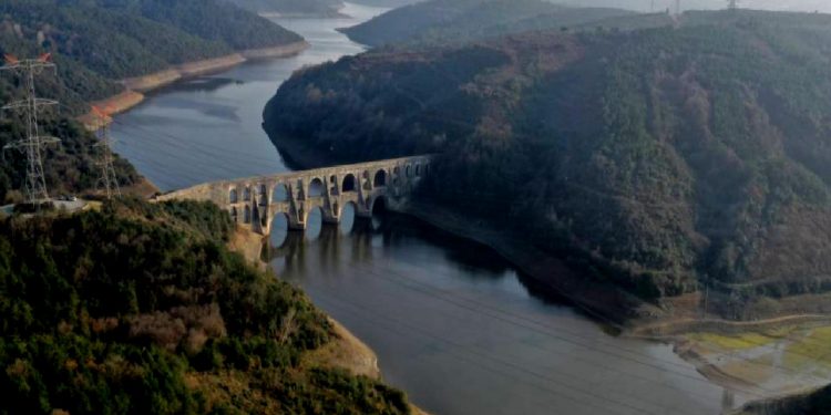 تراجع منسوب مياه سدود إسطنبول إلى ما دون المستوى الحرج!