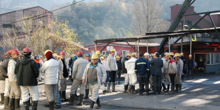 تركيا.. أربعة مسئولين عن كارثة منجم أماسرا مهددين بالحبس 1080 سنة 