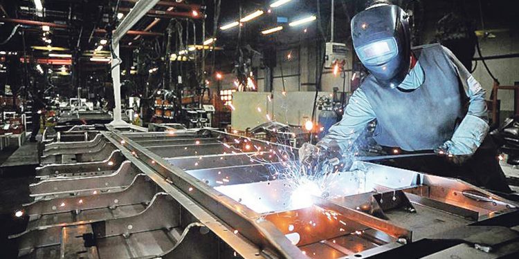 تركيا.. 14 مليون لا ينتمون لنقابات عمالية