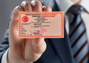 تركيا تمنح 153 ألف روسي الإقامة 