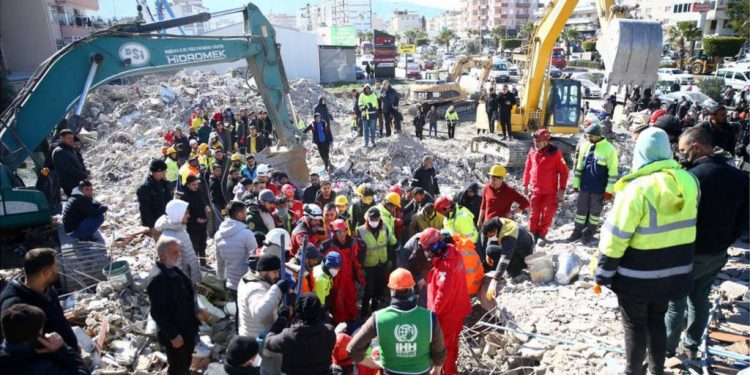 تركيا تفقد 13 الفًا في زلازل كهرمان مرعش