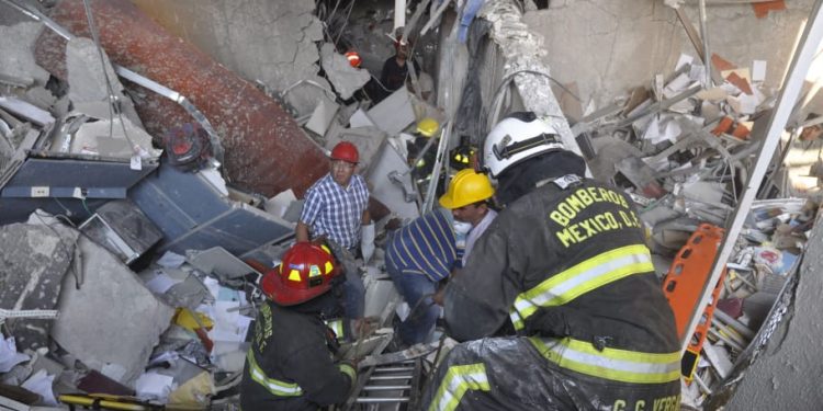 بالفيديو.. عائلة سورية توثق لحظاتها الأخيرة تحت الأنقاض في “مرعش”