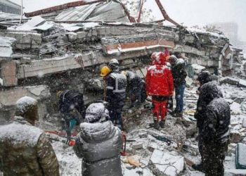 الناتو يرسل مرافق إيواء إلى تركيا