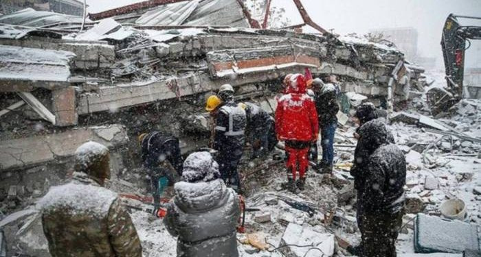 الناتو يرسل مرافق إيواء إلى تركيا