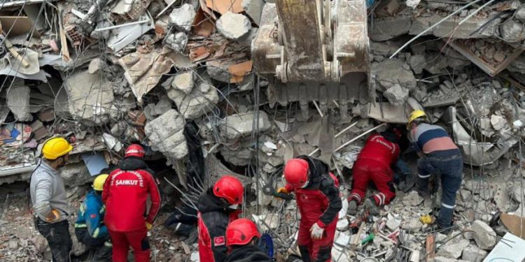 تركيا تعلن تجاوز قتلى الزلزال 20 ألفا