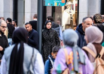 سياسي: 215 ألف ناخب من العراق وأفغانستان وإيران سيصوتون في الانتخابات التركية