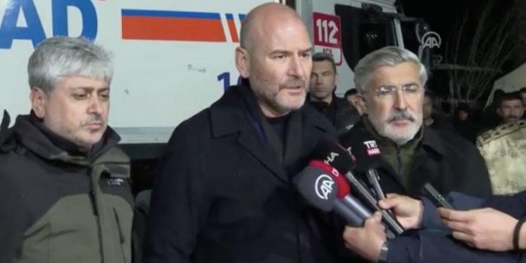 وفيات وإصابات بالزلزال الجديد في تركيا