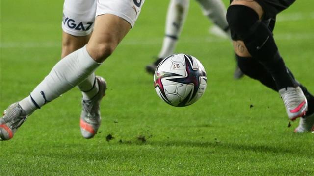 تركيا تعلق جميع الأنشطة الرياضية بسبب الزلزال