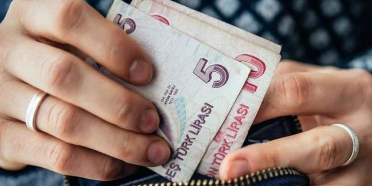  ملايين الأسر تعجز عن سداد فواتير الخدمات في تركيا 