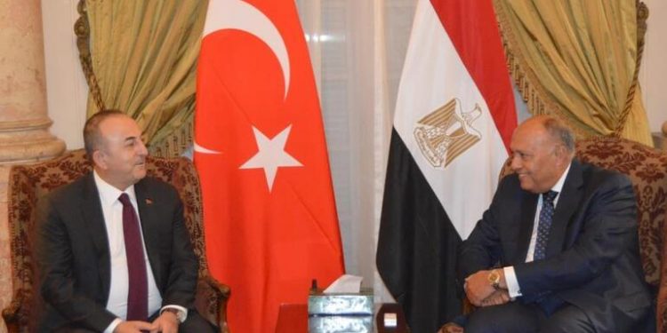 وزير الخارجية التركي في مصر لأول مرة منذ 11 عاما