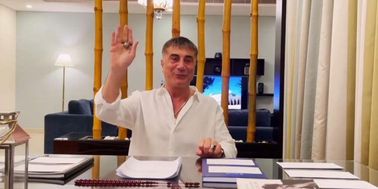 سادات بكر يطلب السماح بنشر فيديو قبل الانتخابات التركية