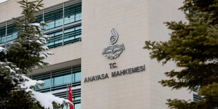 تركيا.. “الدستورية” ترفض تأجيل قضية حل الحزب الكردي