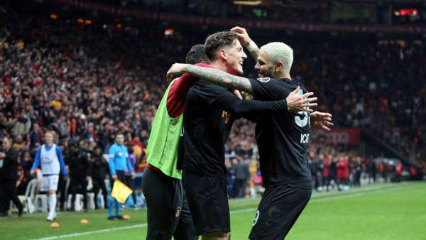 جالطة سراي يحطم رقمًا قياسيًا تاريخيًا في الدوري الممتاز