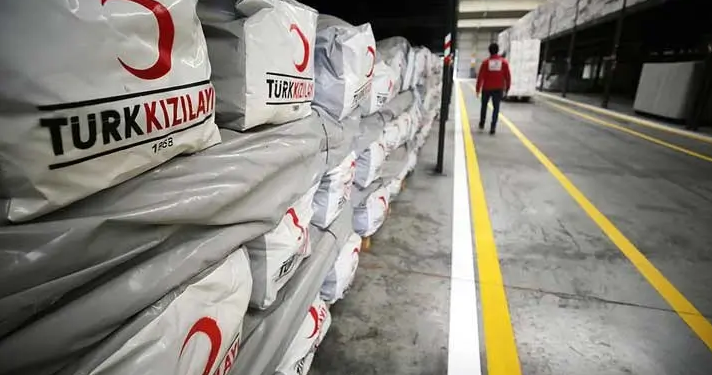 استطلاع: الهلال الأحمر التركي بالمركز الأخير من حيث الثقة