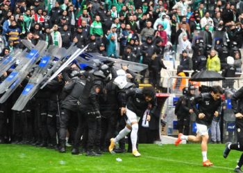 تركيا: حرمان جماهير نادي بورصة سبور من حضور 8 مباريات