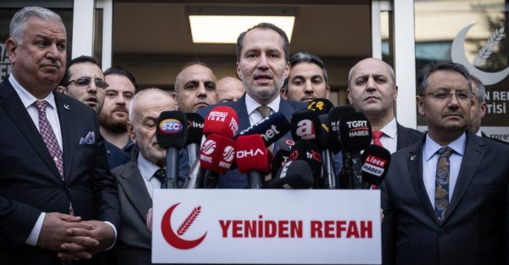 تركيا.. الاستقالة الأولى من حزب الرفاه بعد ضمه لتحالف أردوغان