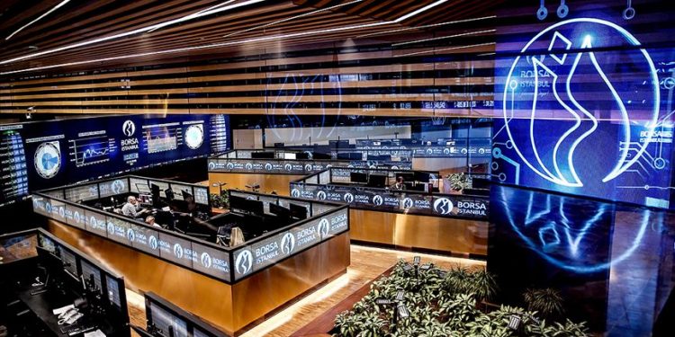 بورصة إسطنبول تغلق على انخفاض وقطاع التعدين الأكثر خسارة