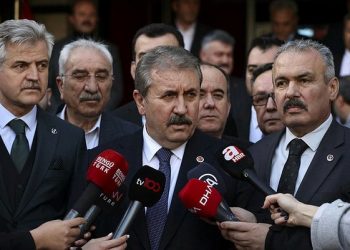 حليف أردوغان يخوض الانتخابات بقوائم منفصلة